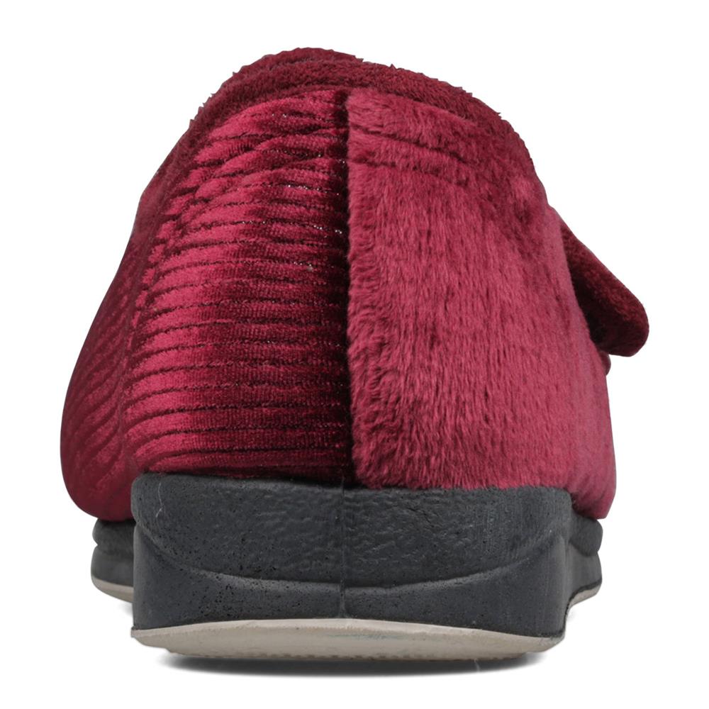 Winter Red Sparkle Cord